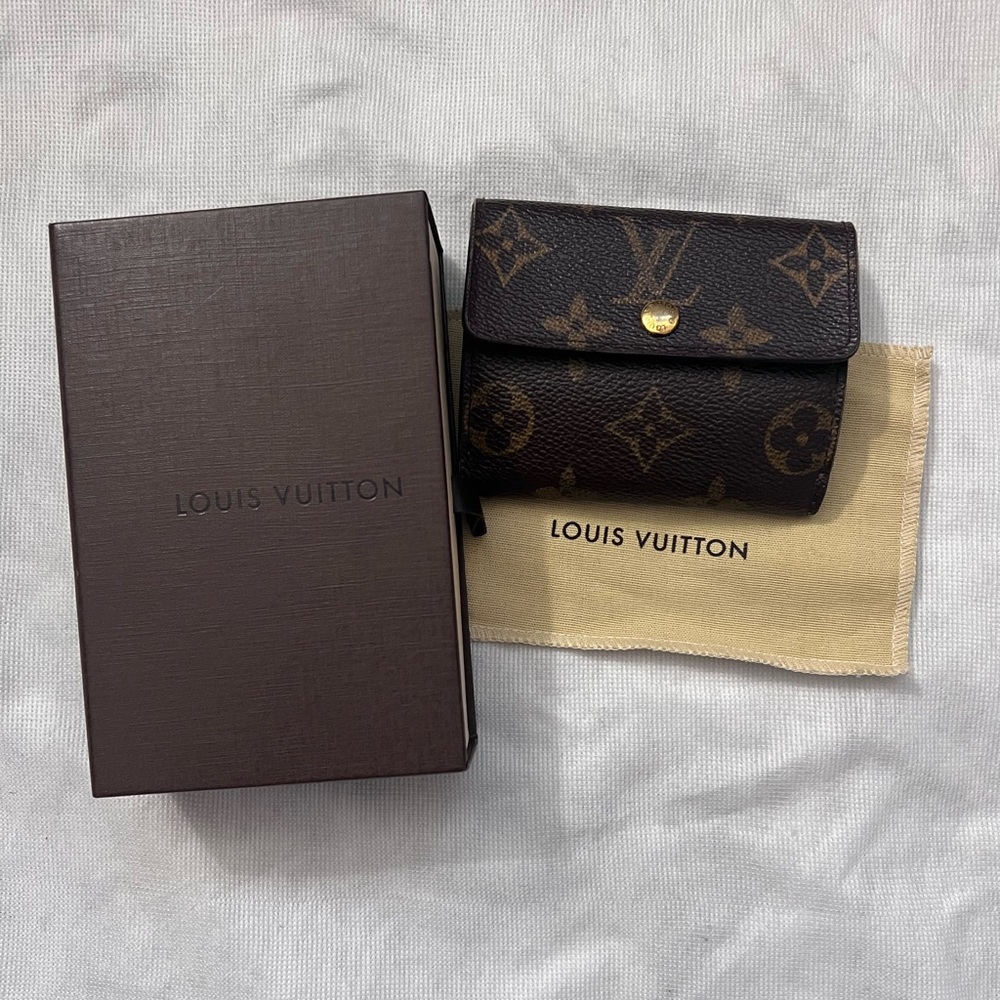 Authentic Preloved Louis Vuitton Monogram Card Case Leather Brown